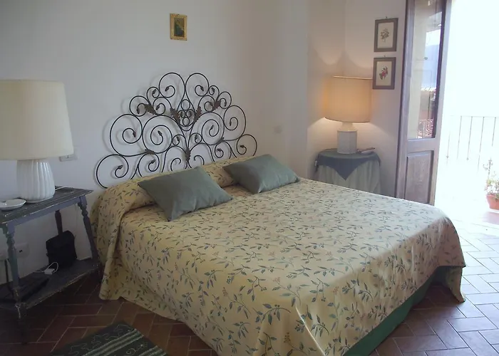 Chianalea 54 Alojamento de Acomodação e Pequeno-almoço 3*