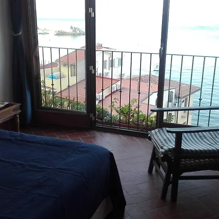 Chianalea 54 3* Scilla