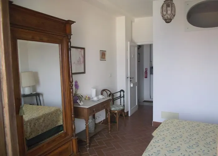 Chianalea 54 3* Scilla