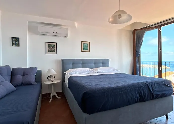 Panzió Chianalea 54